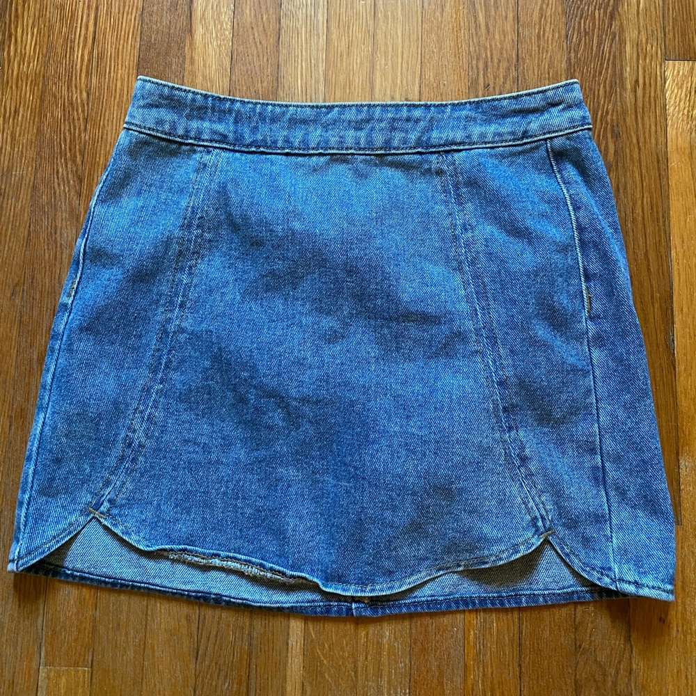 PacSun denim scalloped skirt